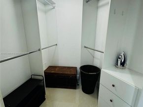 475 Brickell Ave 808, Miami FL 33131