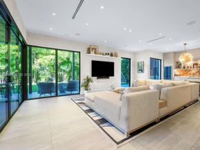 7900 SW 54th Ave, Miami FL 33143