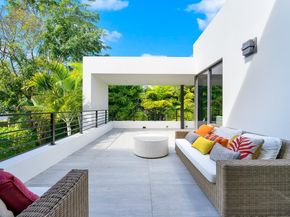 7900 SW 54th Ave, Miami FL 33143