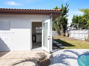 1401 NW 45th St, Fort Lauderdale FL 33309