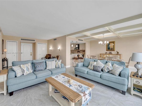 5055 Collins Ave 14M, Miami Beach FL 33140