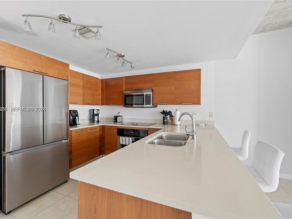 3250 NE 1st Ave 917, Miami FL 33137