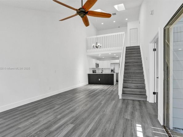 1818 Adventure Pl, North Lauderdale FL 33068