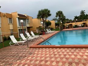 9311 SW 4th St 104B, Miami FL 33174