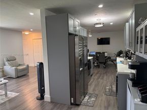 11893 SW 197th St, Miami FL 33177