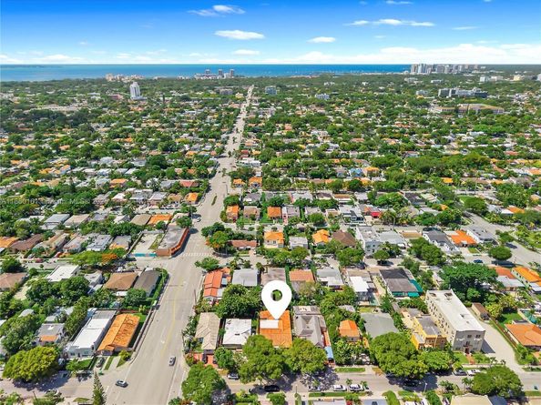 1712 SW 13, Miami FL 33145