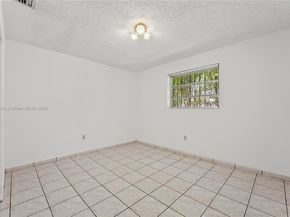 1712 SW 13, Miami FL 33145