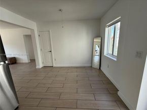 625 77th St, Miami Beach FL 33141