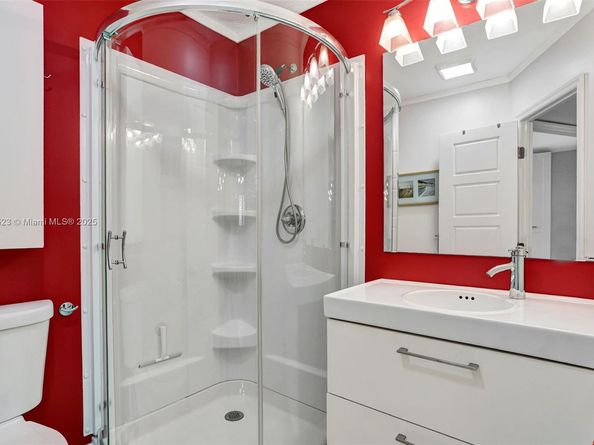 4421 NW 16th St G108, Lauderhill FL 33313