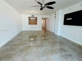 3340 NE 190th St 403, Aventura FL 33180