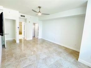 3340 NE 190th St 403, Aventura FL 33180