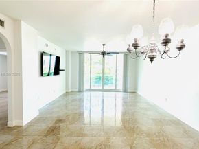 3340 NE 190th St 403, Aventura FL 33180