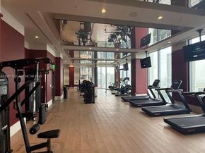 11 NE 6 Street 706, Miami FL 33132