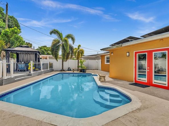 3380 NW 46th Ave, Lauderdale Lakes FL 33319