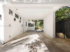 3775 S Le Jeune Rd, Miami FL 33146