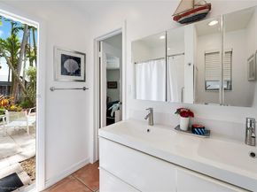 9860 SW 122nd St, Miami FL 33176