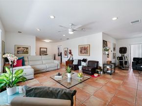 9860 SW 122nd St, Miami FL 33176