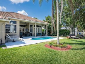 643 Lake Blvd, Weston FL 33326