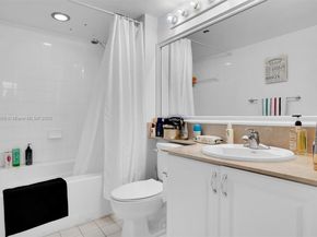 1155 Brickell Bay Dr 1702, Miami FL 33131