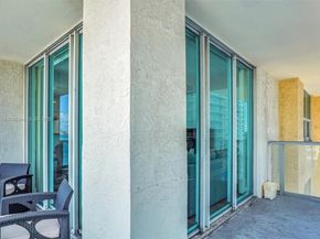 1155 Brickell Bay Dr 1702, Miami FL 33131