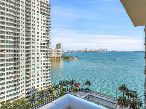 1155 Brickell Bay Dr 1702, Miami FL 33131