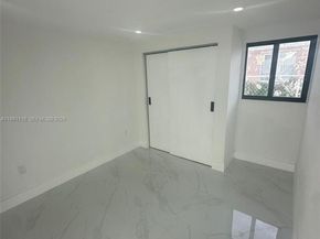 2110 NW 43rd St, Miami FL 33142