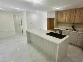 2110 NW 43rd St, Miami FL 33142