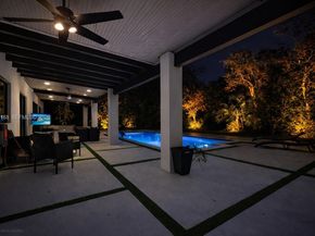 17203 SW 78th Pl, Palmetto Bay FL 33157