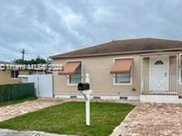 418 Winters St, West Palm Beach FL 33405