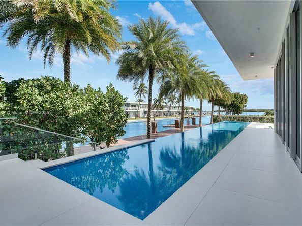 13390 Biscayne Bay Dr, North Miami FL 33181
