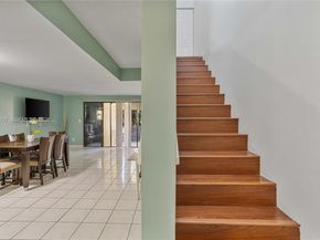 4713 N Pine Island Rd, Sunrise FL 33351