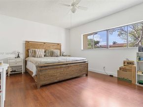 4713 N Pine Island Rd, Sunrise FL 33351