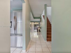 4713 N Pine Island Rd, Sunrise FL 33351