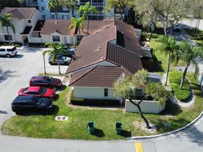 17298 NW 60th Ct, Hialeah FL 33015