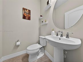 4409 W Appleton Cir W, Oakland Park FL 33309