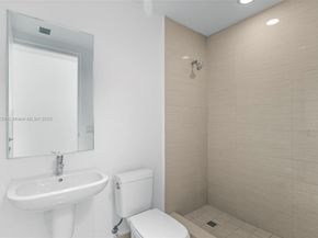 3250 NE 188th St 203, Aventura FL 33180