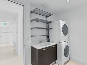 3250 NE 188th St 203, Aventura FL 33180