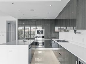 3250 NE 188th St 203, Aventura FL 33180
