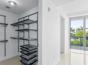 3250 NE 188th St 203, Aventura FL 33180