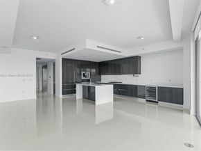 3250 NE 188th St 203, Aventura FL 33180