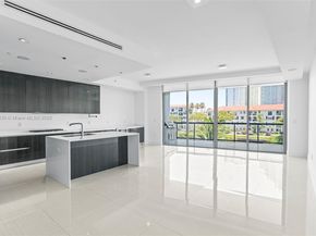 3250 NE 188th St 203, Aventura FL 33180