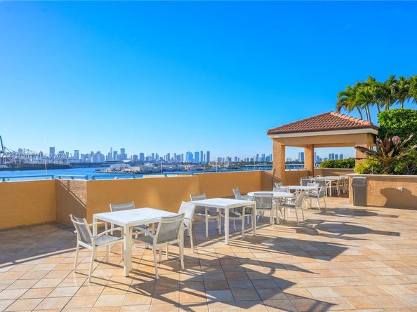 90 Alton Rd 3010, Miami Beach FL 33139