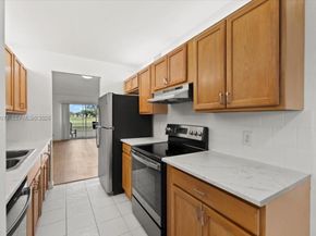 12701 SW 13th St 113F, Pembroke Pines FL 33027