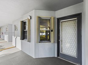 12701 SW 13th St 113F, Pembroke Pines FL 33027