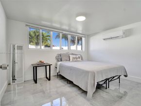 1906 SW 28th St, Fort Lauderdale FL 33315