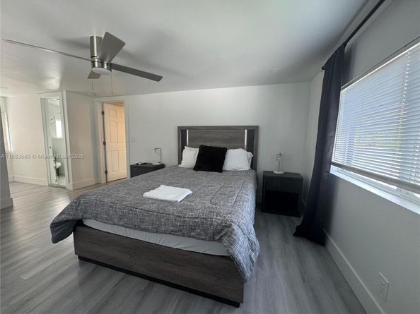 1904 SW 28th St, Fort Lauderdale FL 33315