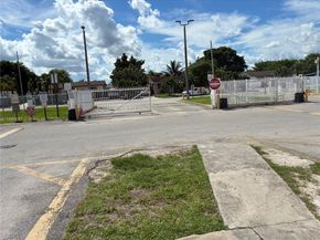 19715 SW 114th Ave 156, Miami FL 33157