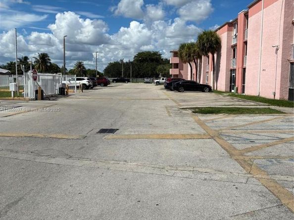 19715 SW 114th Ave 156, Miami FL 33157