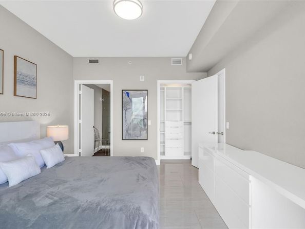 2900 NE 7th Ave 2103, Miami FL 33137