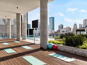 398 NE 5th St 1910, Miami FL 33132